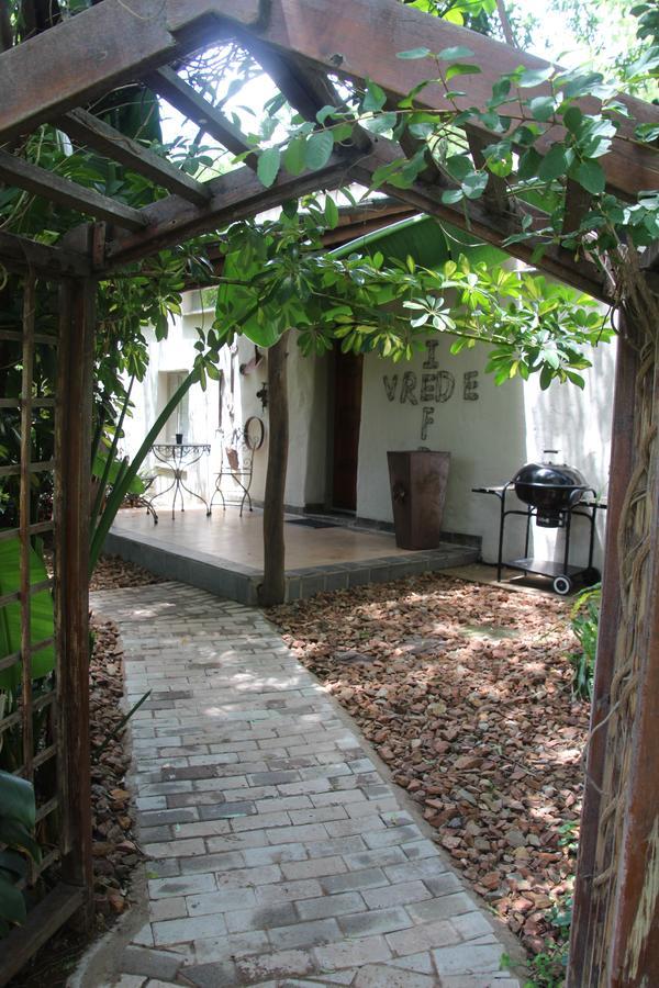 Bush Lovers Lodge Modimolle Bagian luar foto